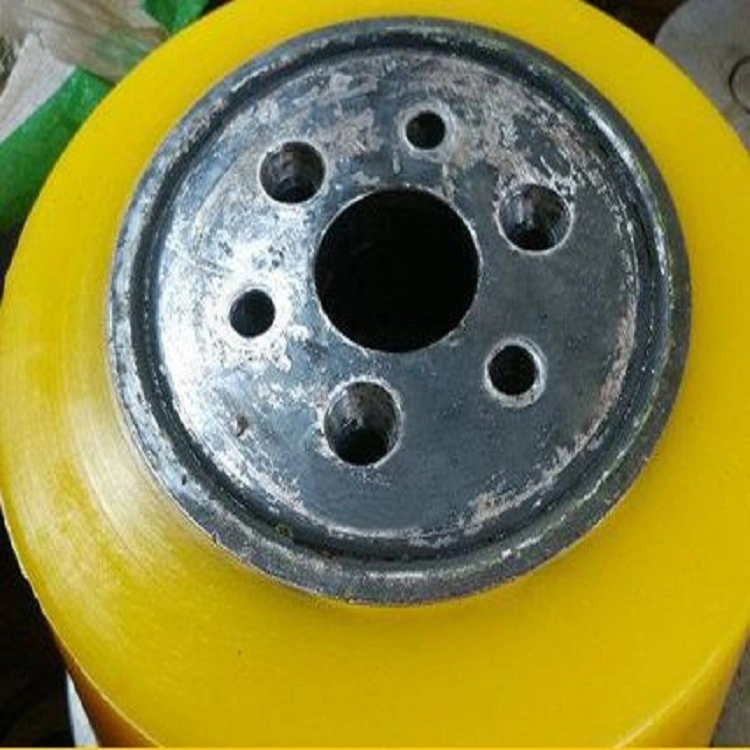 a Foam Machine/PU Tyre Injection Machine Ce and ISO Certificated/ PU Roller/PU Elastomer/PU Sieve/PU Machine/PU Casting Machine